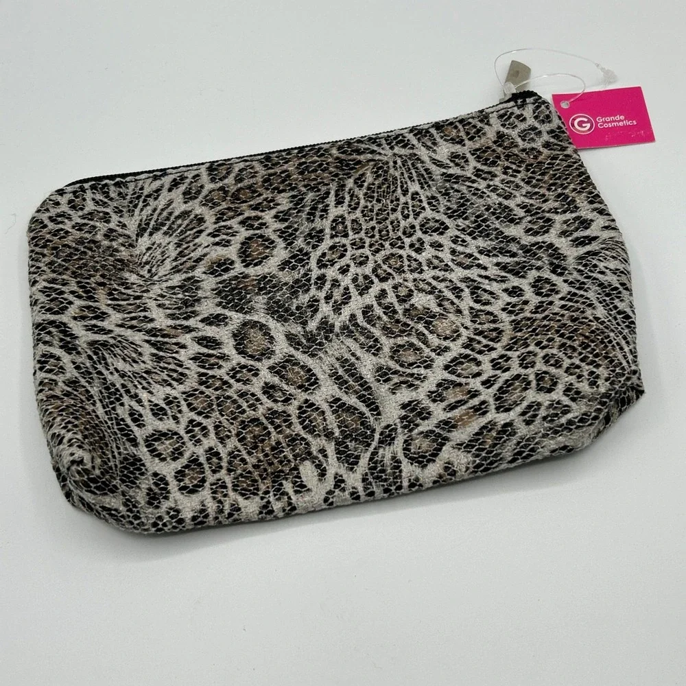 Grande Cosmetics Makeup Bag Gray Leopard Pink Bow‎ Cosmetic Travel Pouch NWT